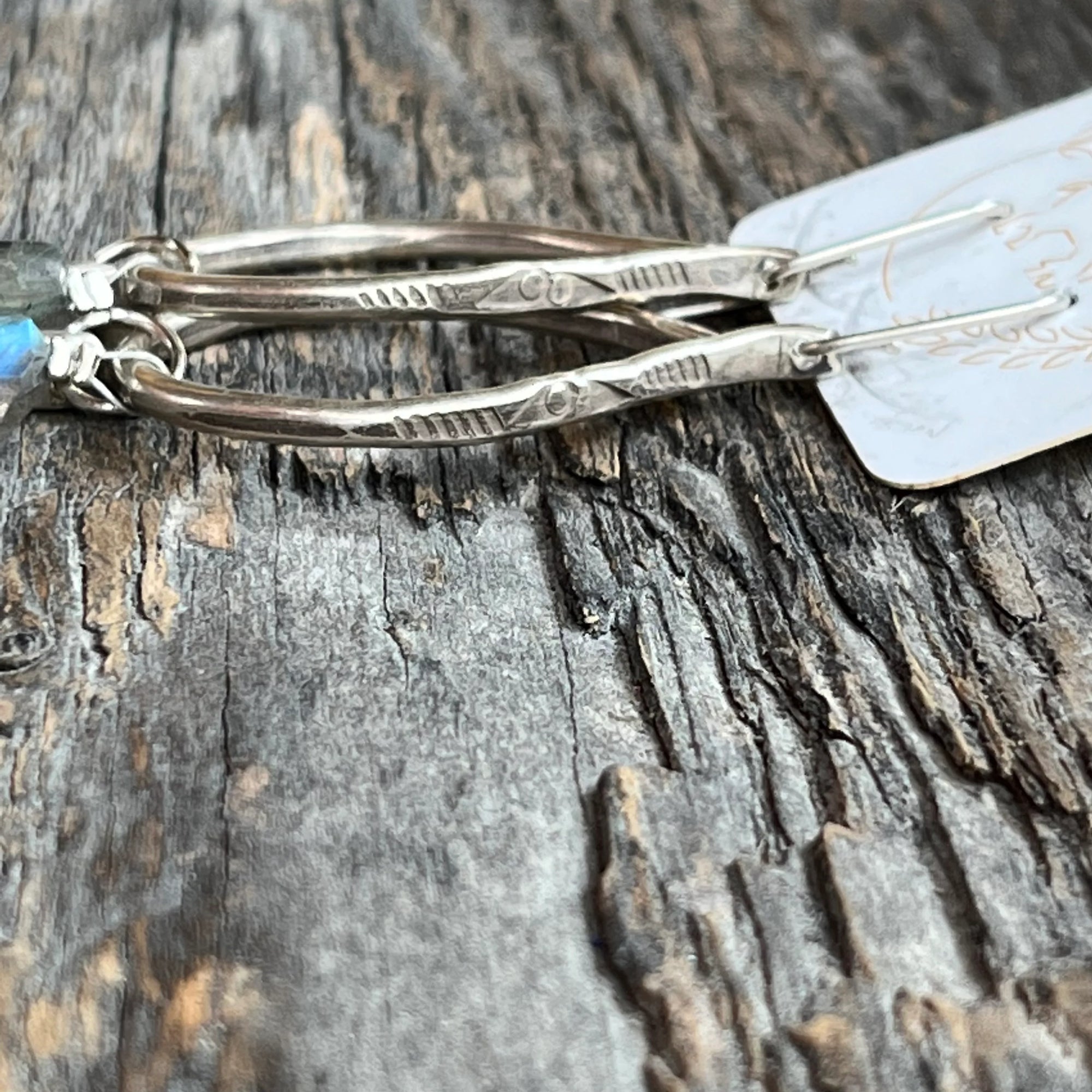 Sheppards Hook - Boucles d'oreilles en argent goutte de pluie labradorite -