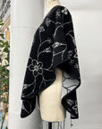 Community Closet - Mini Tipi- Shawl - One Size - CC001