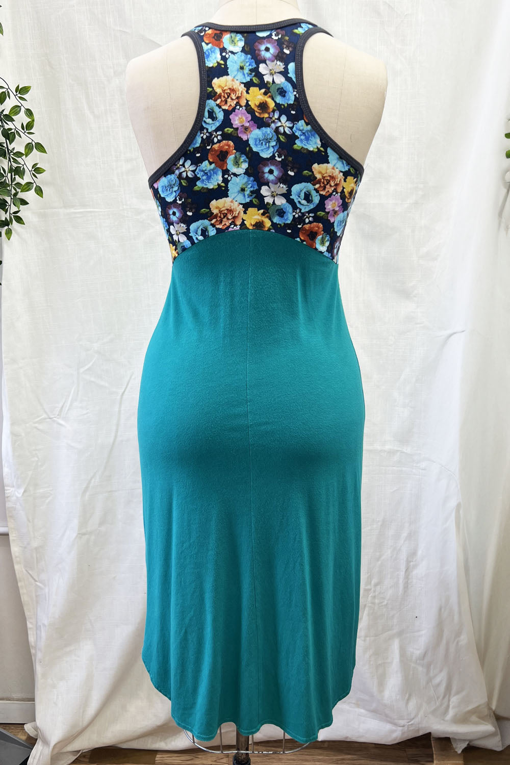 REVENTE - Robe MJ - TP - Jade - RE388