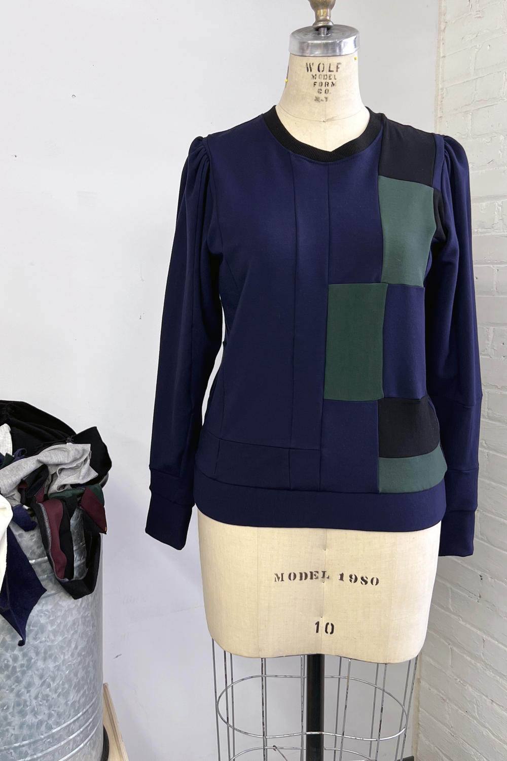 ZW Sweater - Puffy Sleeves- S