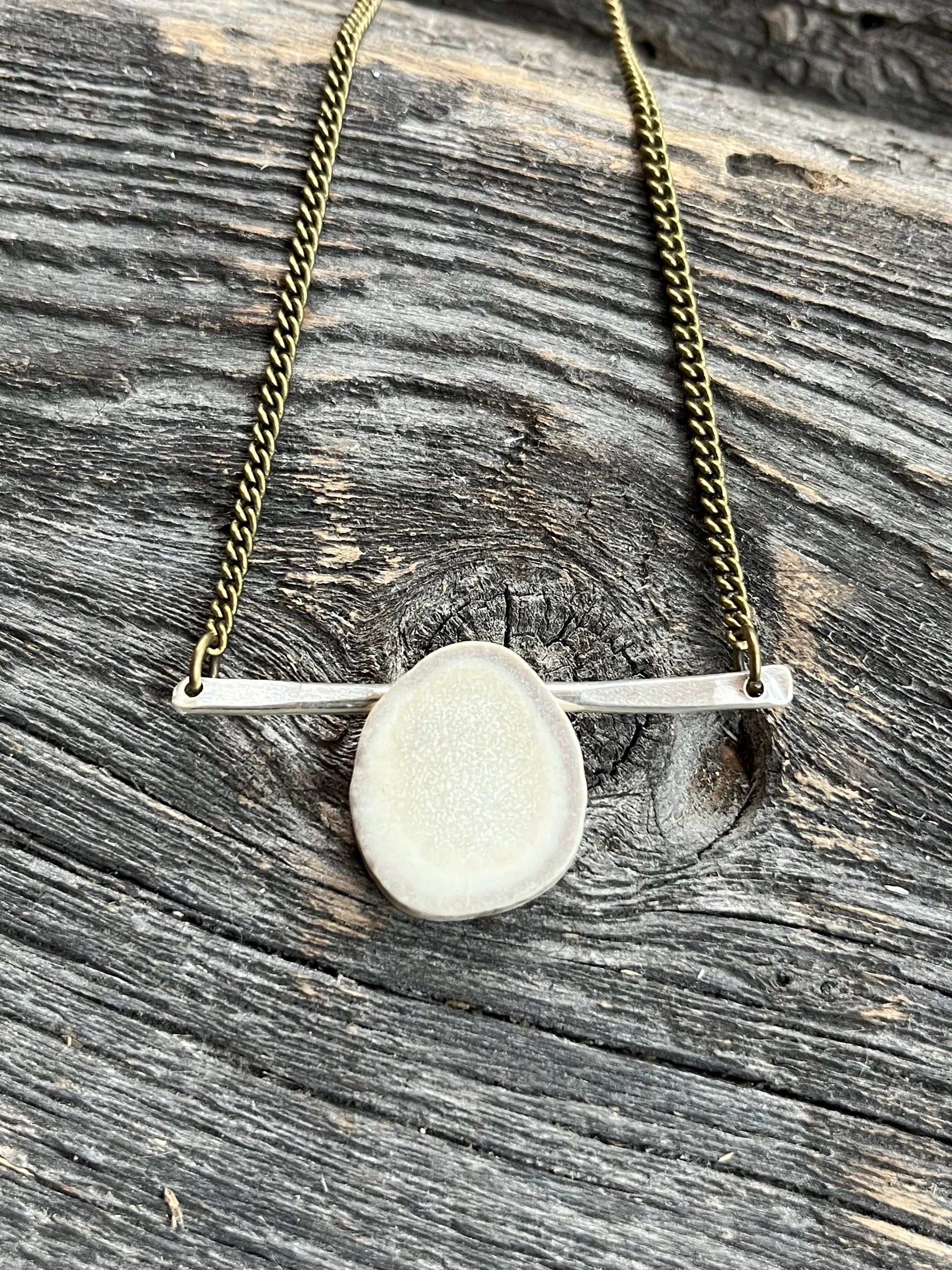 Sheppards Hook - Collier barre avec bois de cervidés