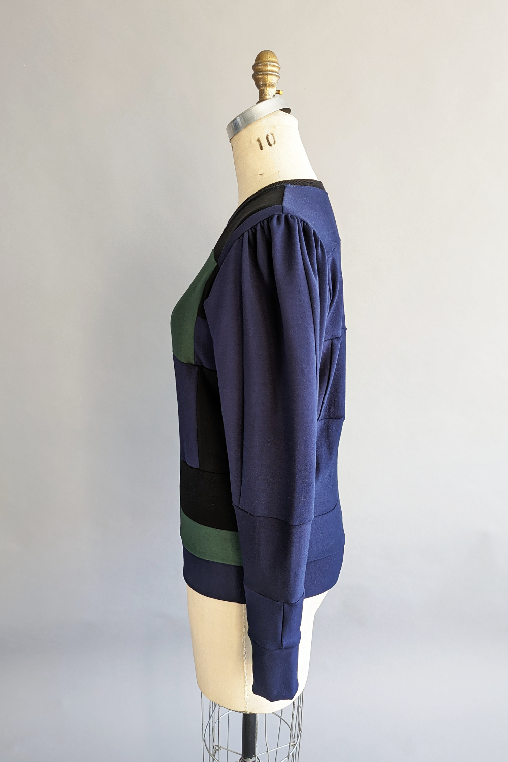 ZW Sweater - Puffy Sleeves- S