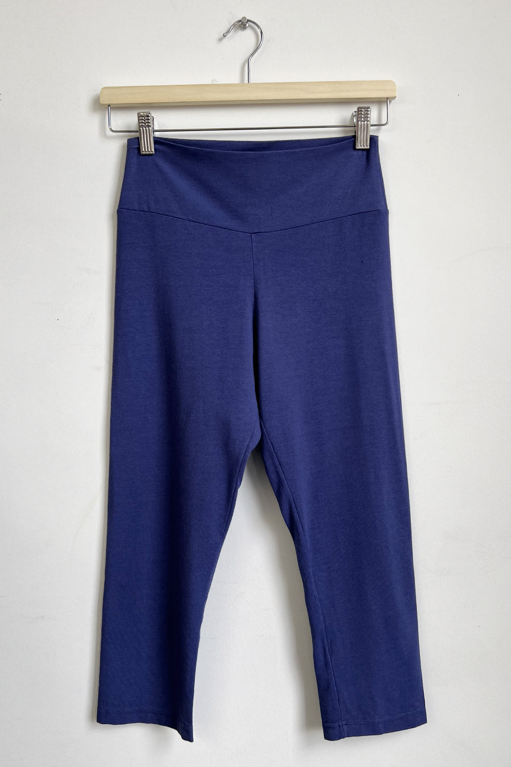 RESALE - All Season Crop Legging - M - Winter Blue