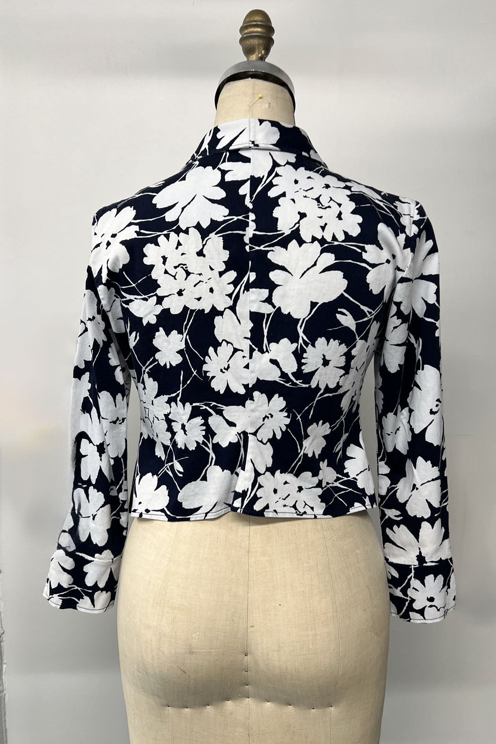 RESALE - Short Jacket- M - Blue/WhitePrint - RE463