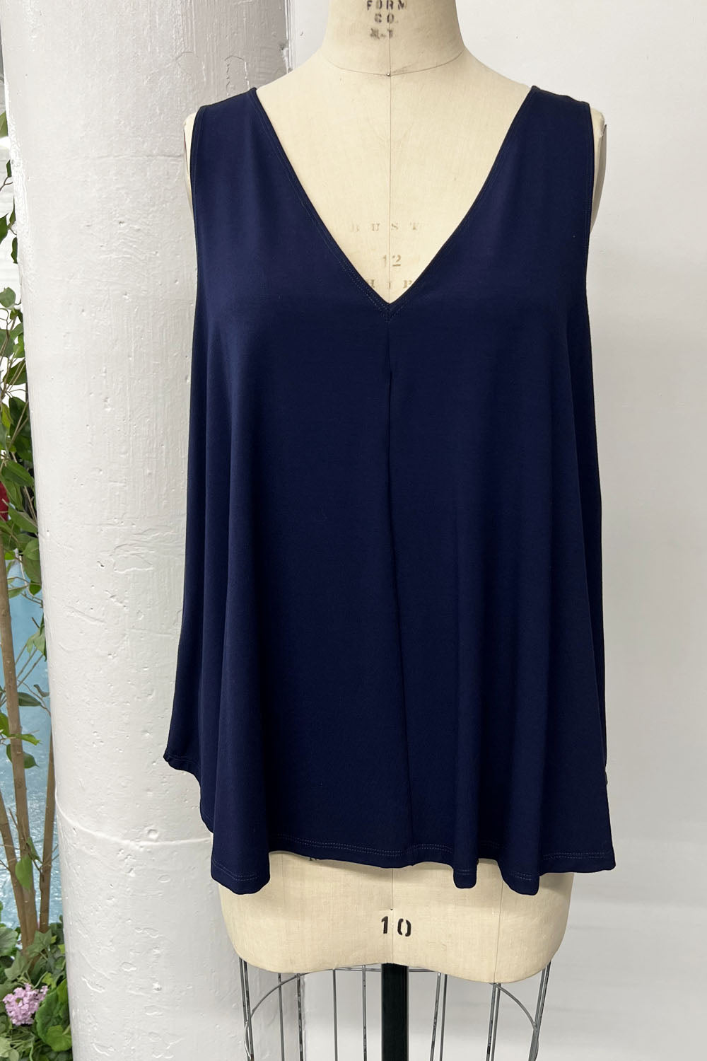RESALE - Voila Cami- 2X - Navy - RE524