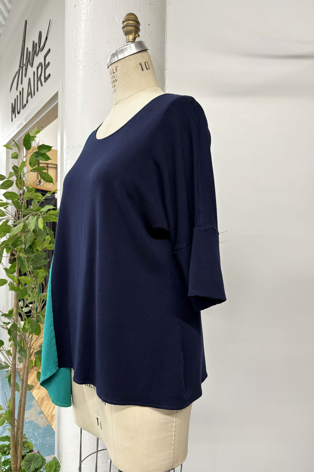 RESALE - Drape Top - Navy/Jade - L/XL- RE601