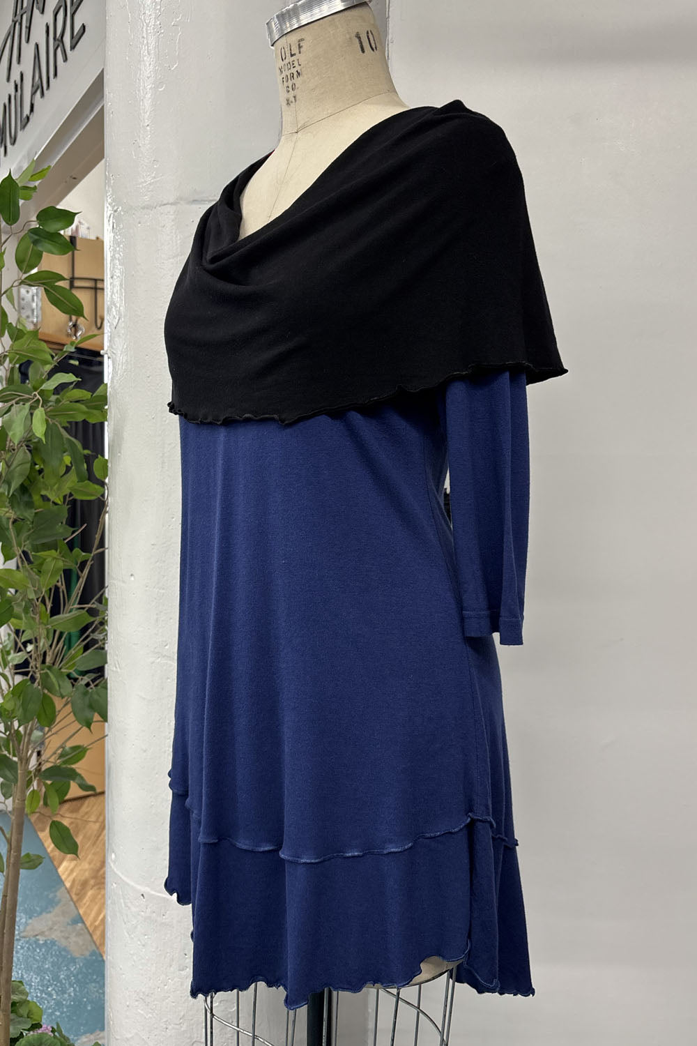RESALE - Danielle Tunic - Winter Blue/Black - L - RE607
