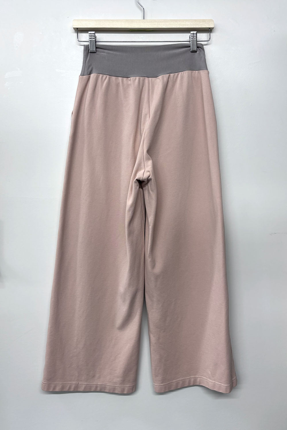 RESALE - Emily Capri- S- Blush - RE626