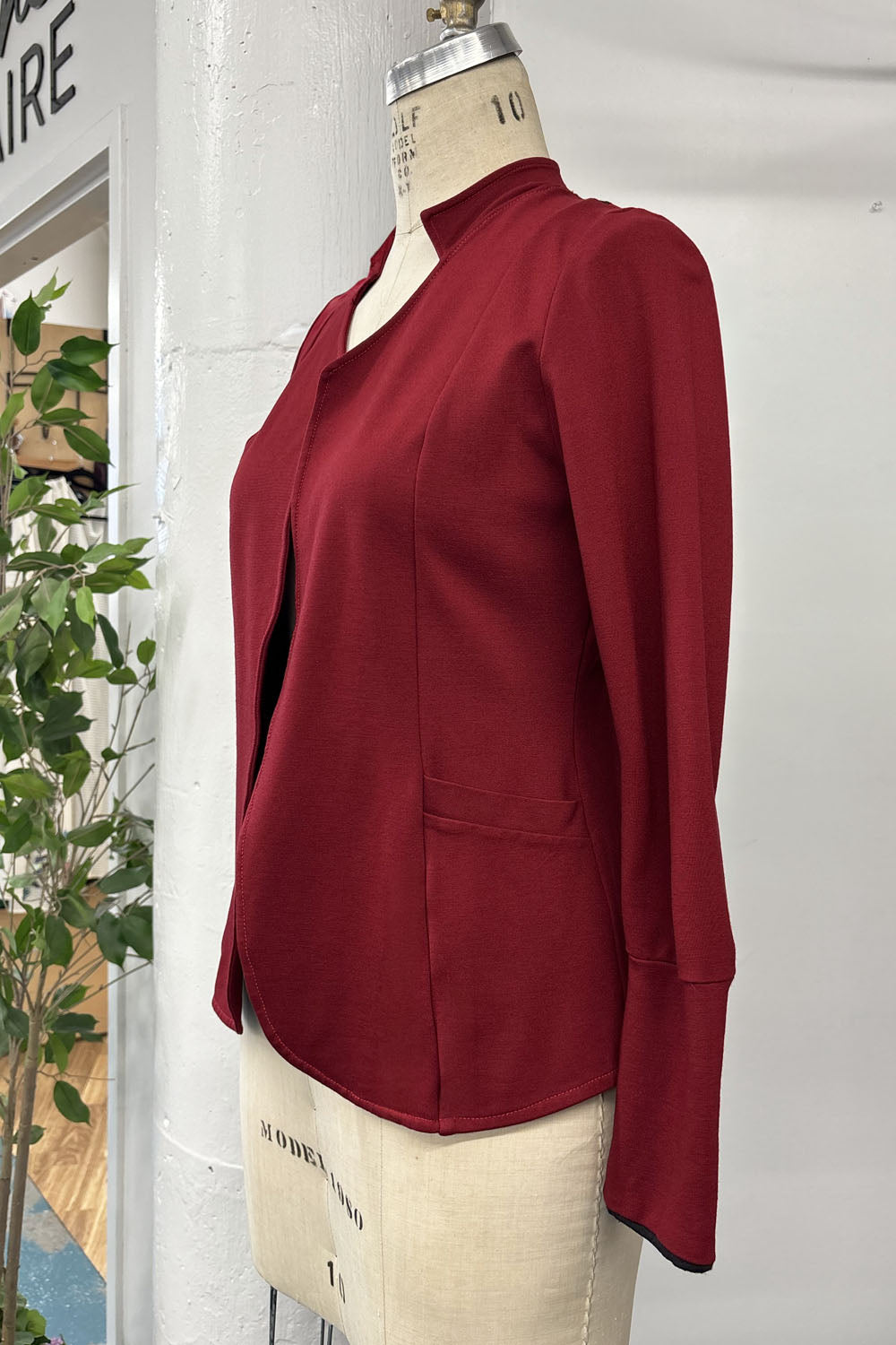 RESALE - Jacket - Scarlet - S - RE631