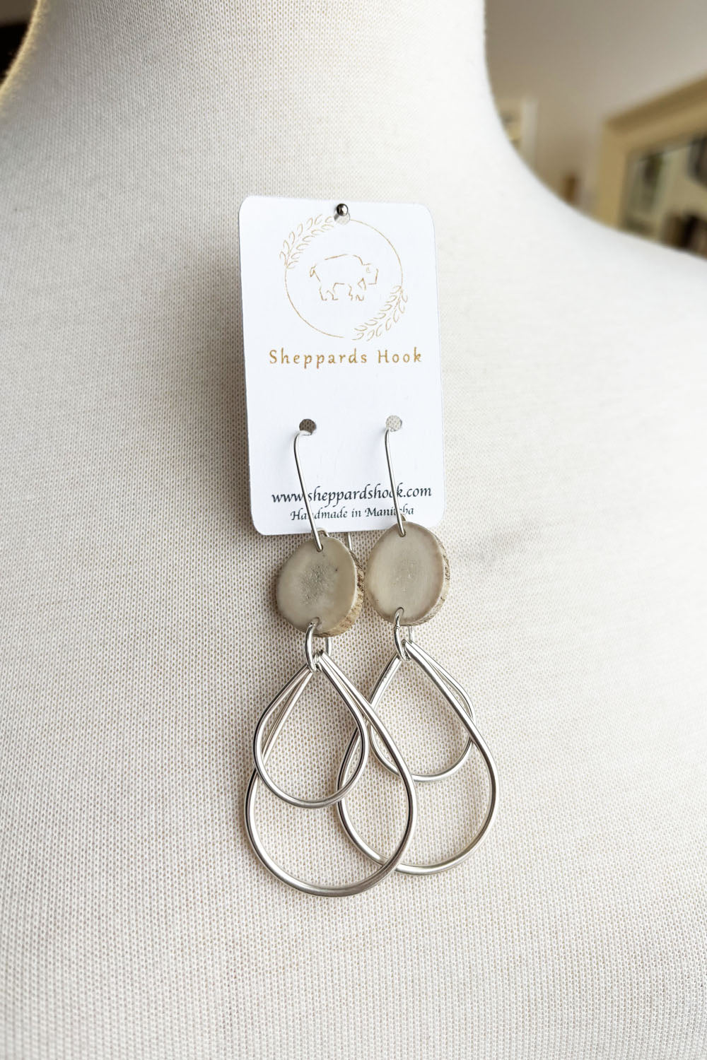 Sheppards Hook - Tulip Silver Earrings - Tulip117