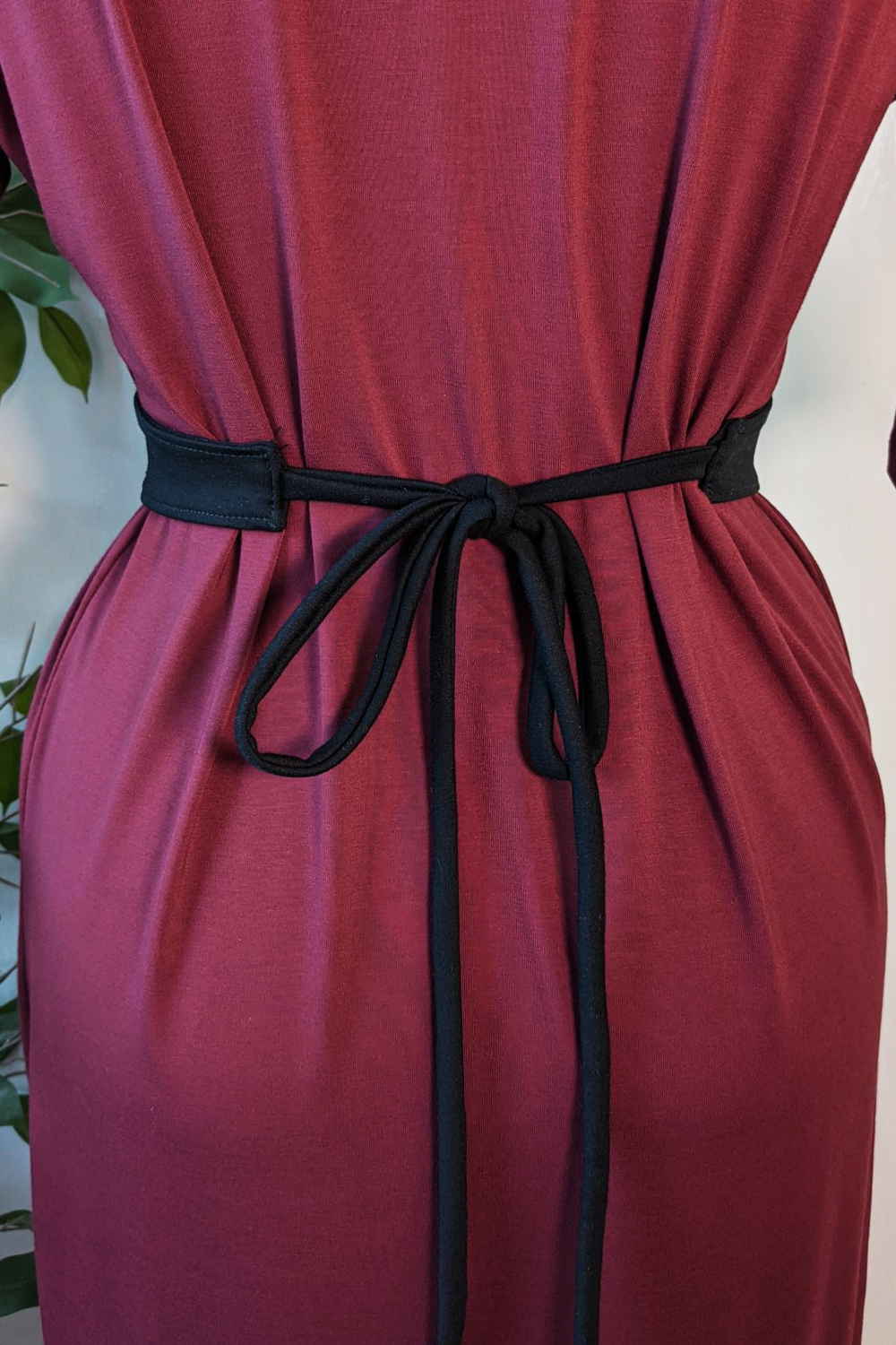 Heritage Embroidered Belt - Red River merlot
