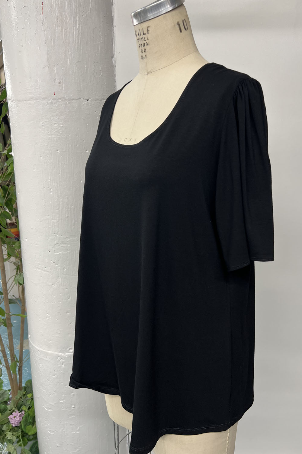 RESALE - Jolene Blouse - XL - Black- RE540