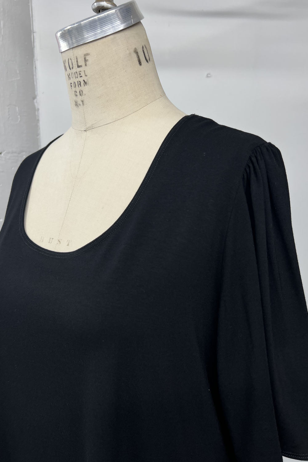 RESALE - Jolene Blouse - XL - Black- RE540
