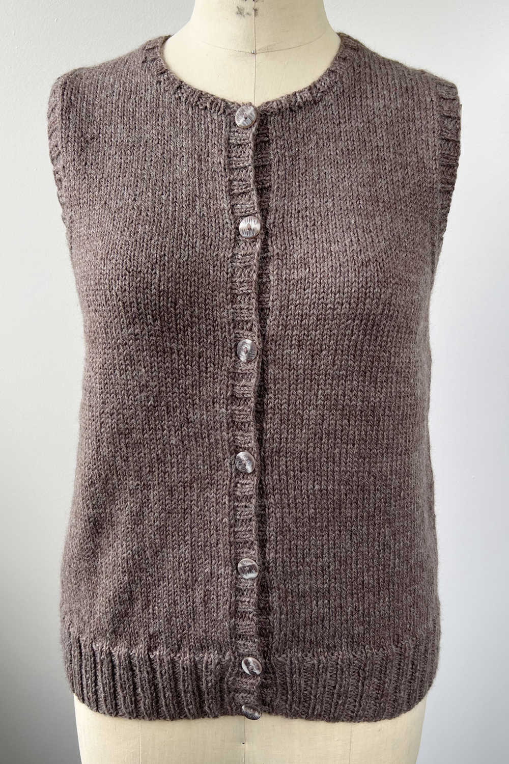 KNITS - Handknit Sweater Vest w/buttons - Champagne M