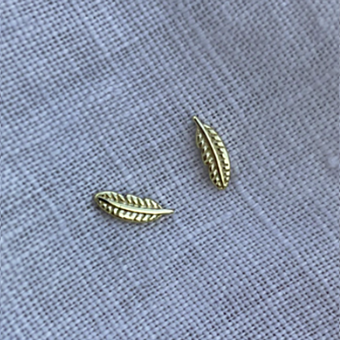 Naked Sage - Feather Studs (Silver &amp; Gold)