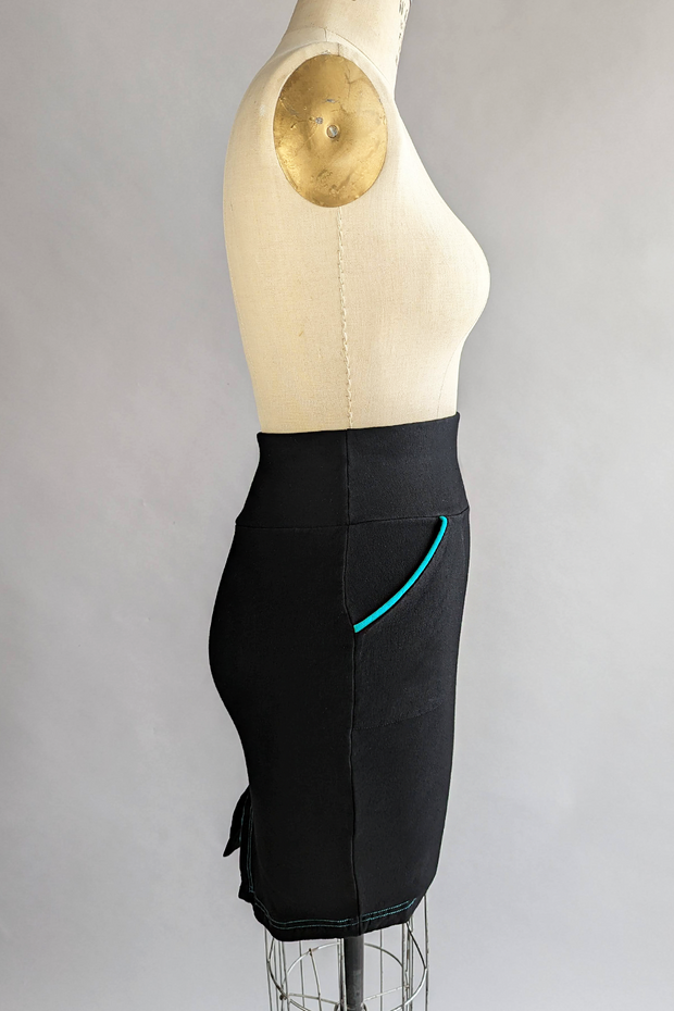 RESALE - Bamboo Winter Fleece Skirt - M