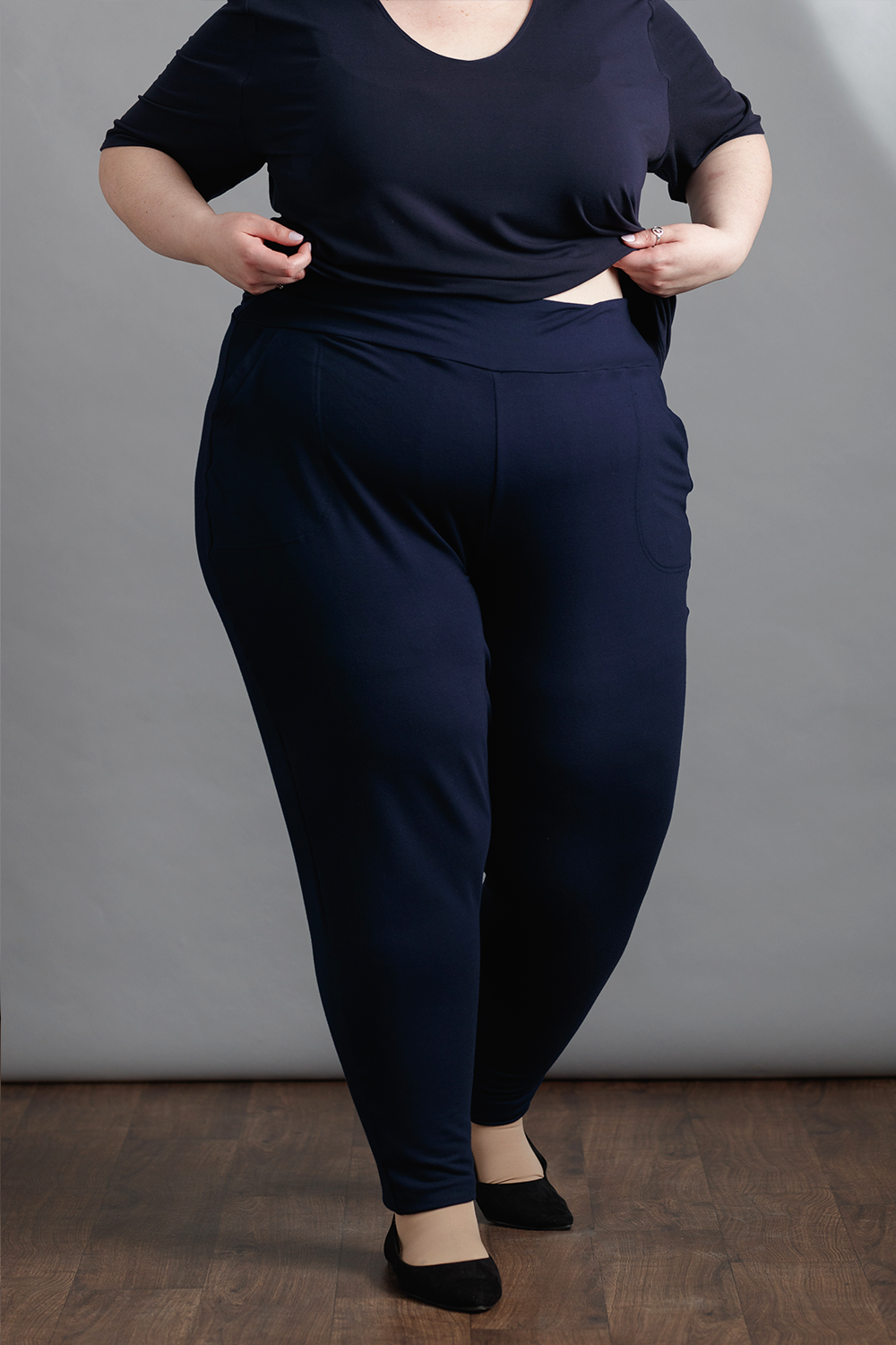 GREEN SALE - VACAY MID SEASON Pant - Navy 4X